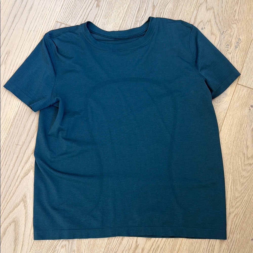 Lululemon Swiftly Relaxed tee indochine blue